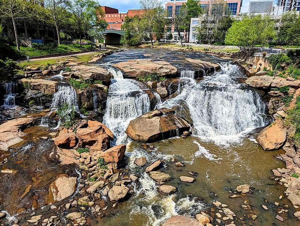 10 Best Towns to Raise Kids if You Work Remotely