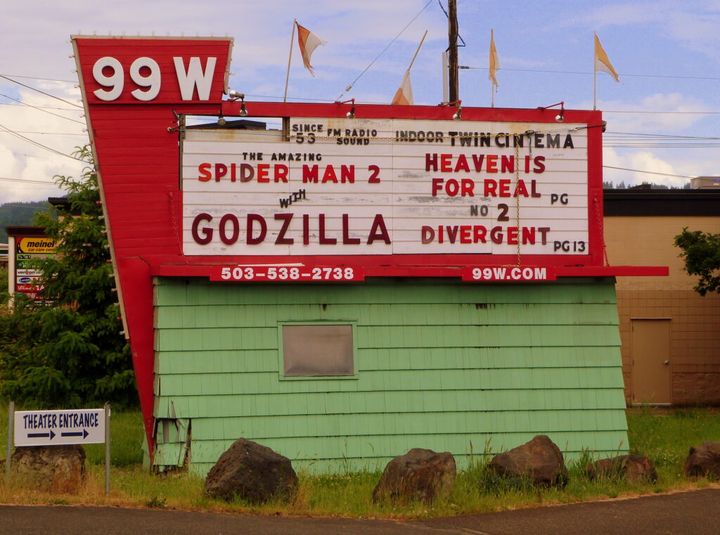 7 Classic Drive-In Theaters in America You Can Still Visit With Kids