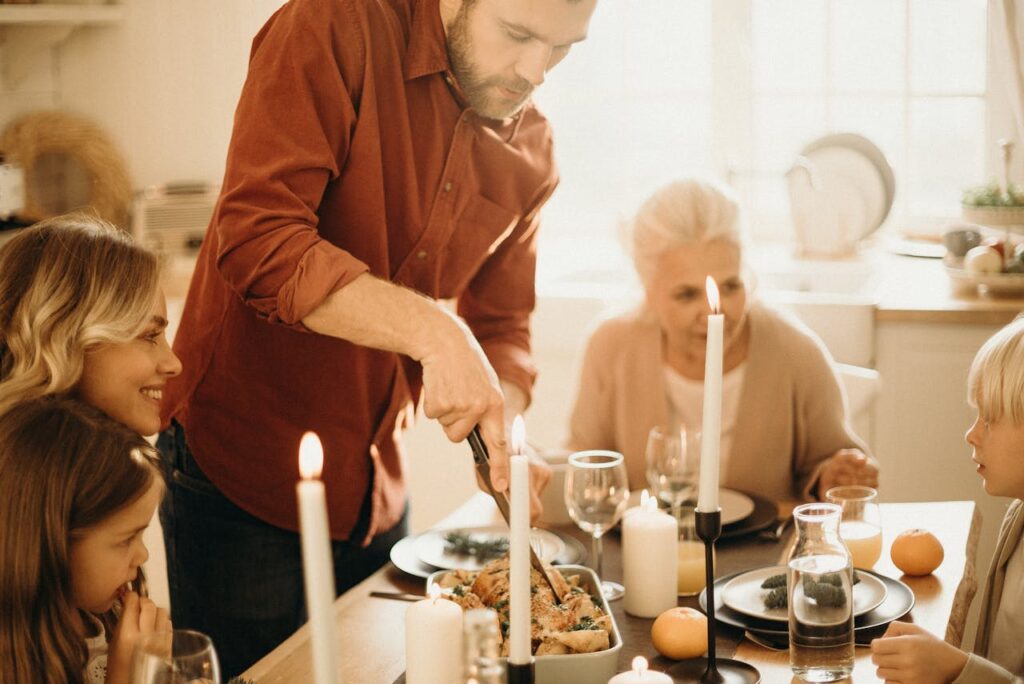 12 Family Traditions You Will Thank Yourself For Starting Today