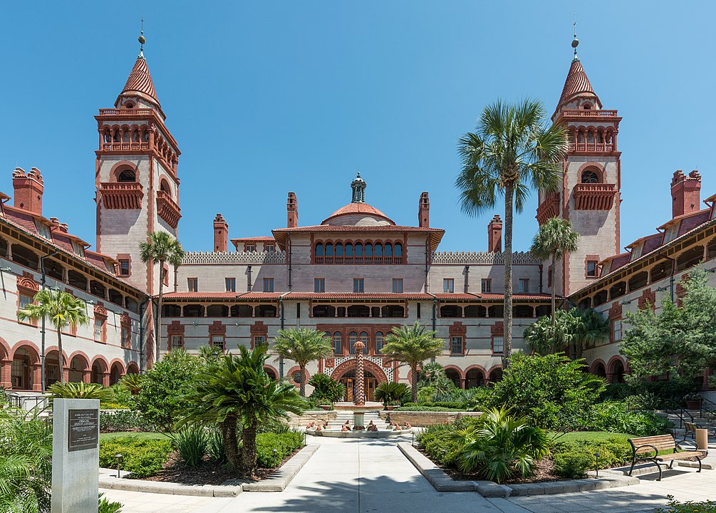 Historic cities US for family learning trips