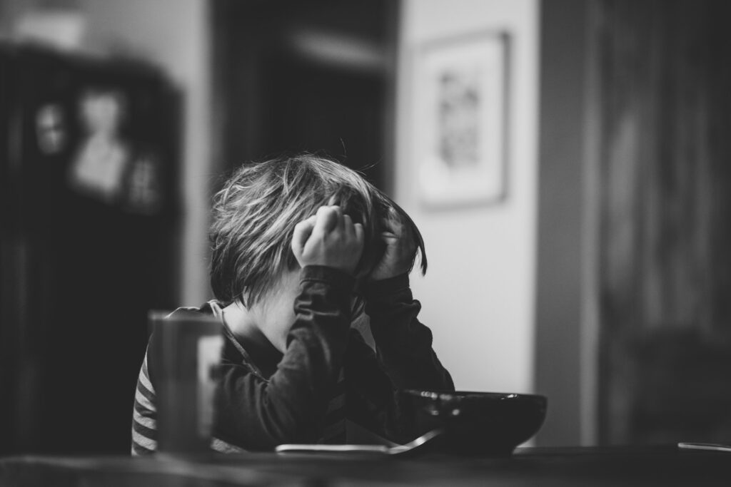 Emotional kids neglect childhood alone